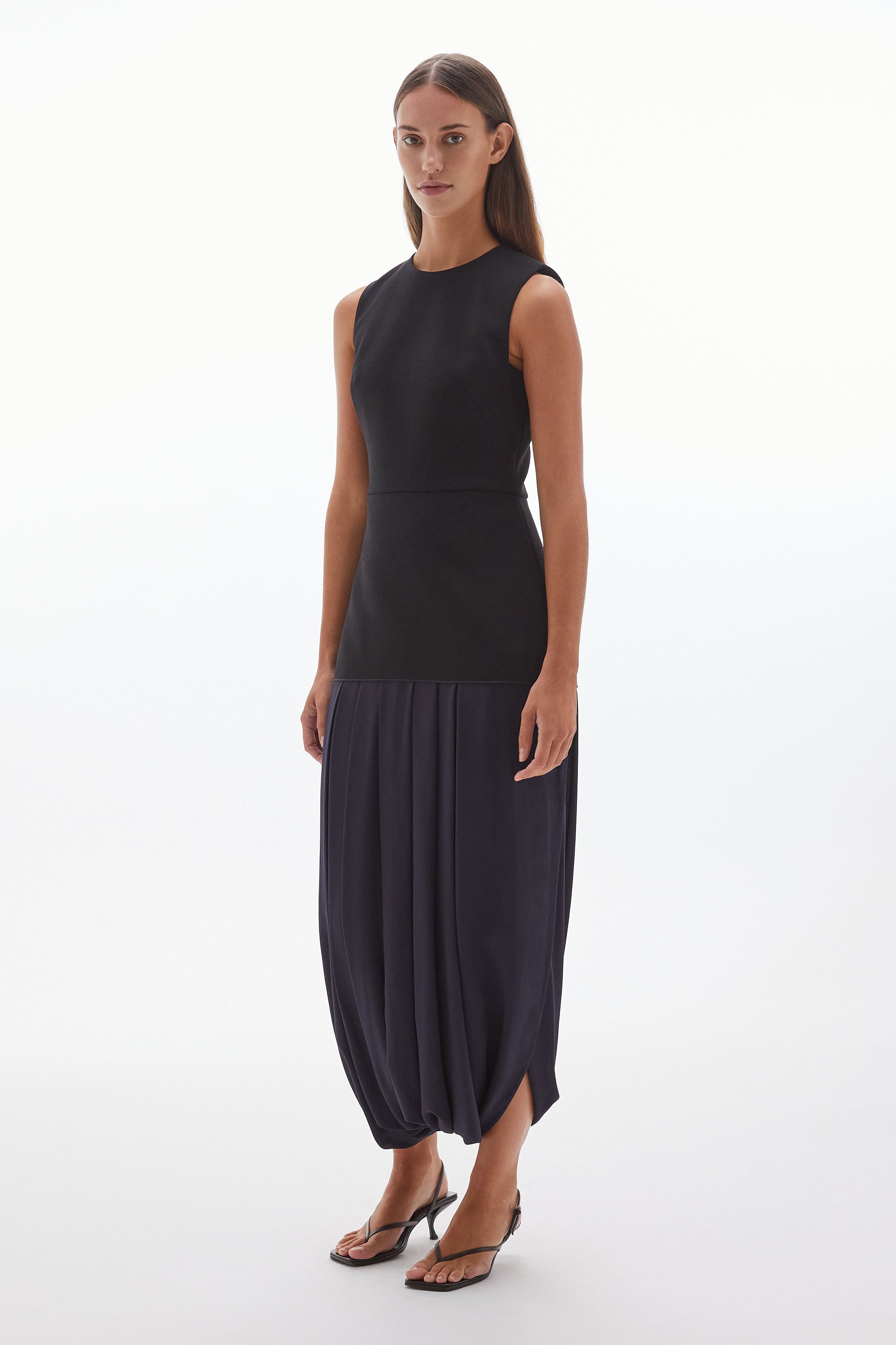 Inez Crepe Silk Loop Dress Black/Ink
