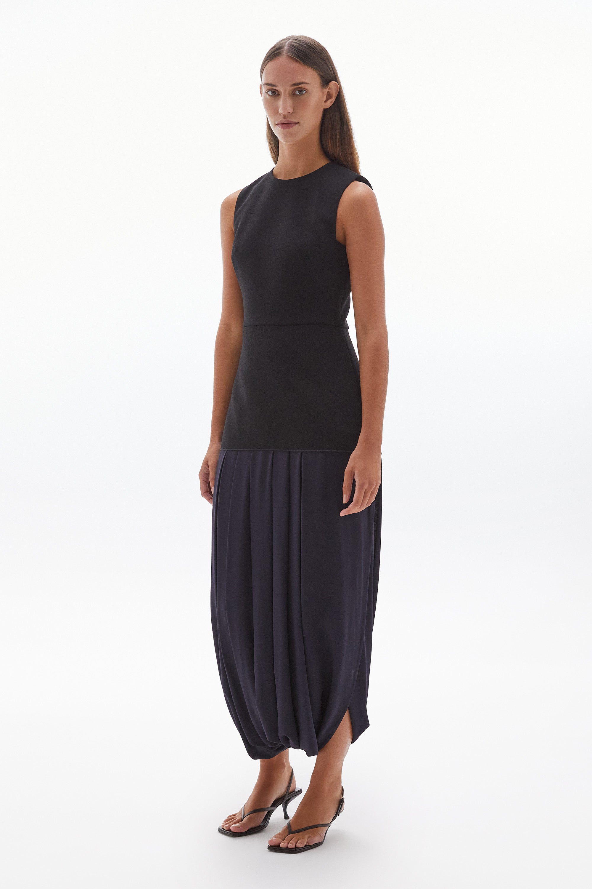 Inez Crepe Silk Loop Dress Black/Ink