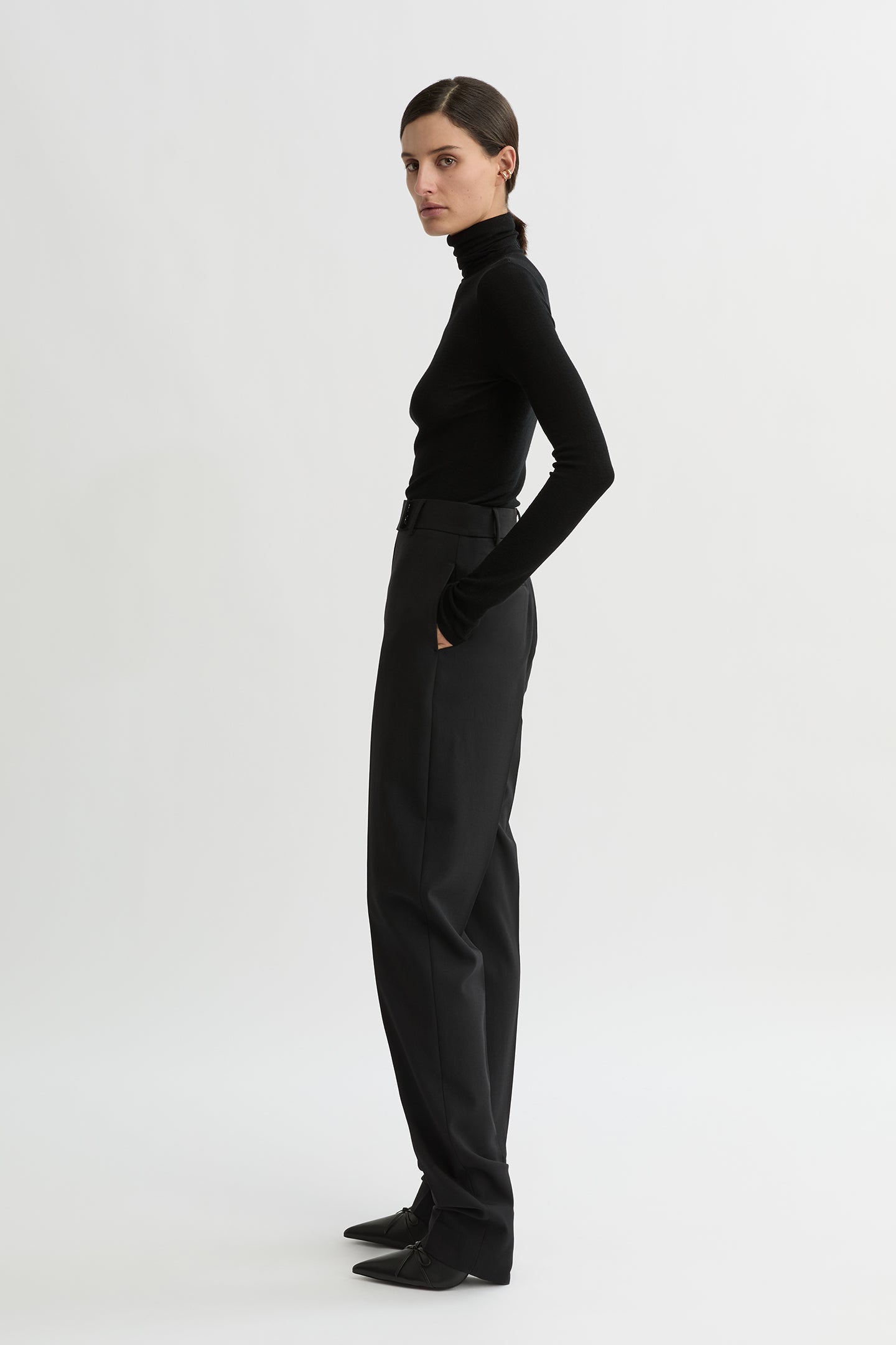 WILLOW-Australian_Designer-Astrid Tapered Pant Black