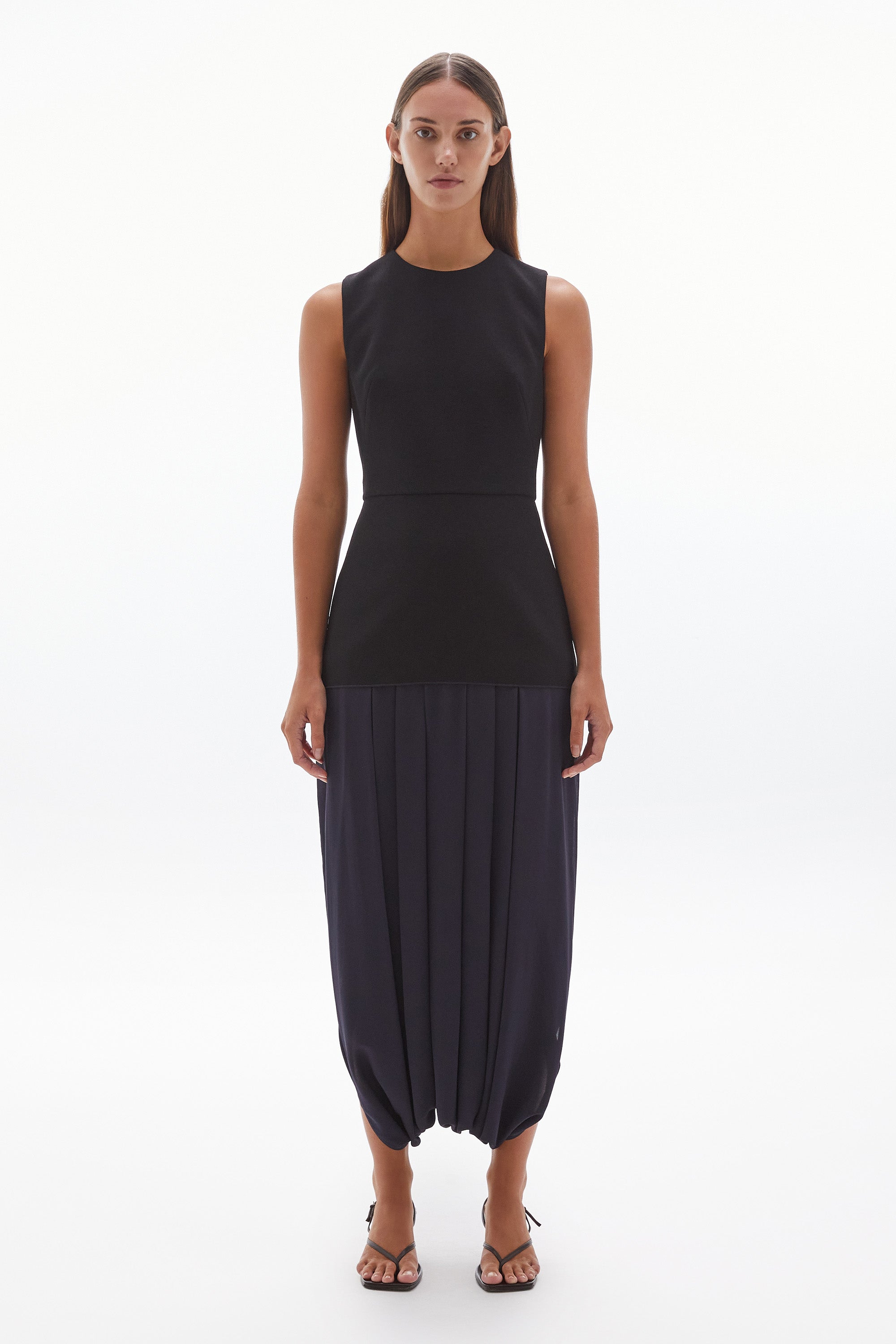Inez Crepe Silk Loop Dress Black/Ink