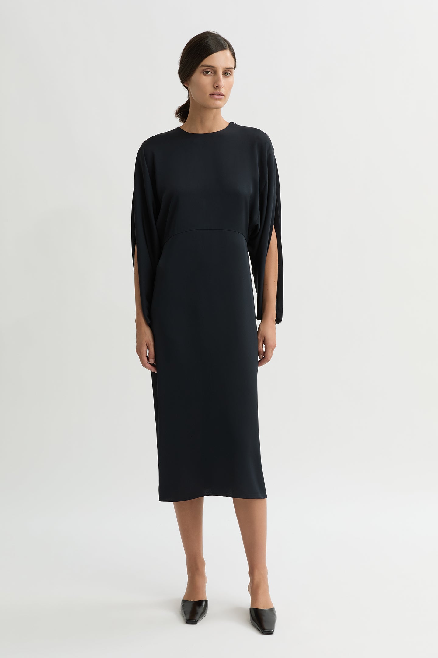 WILLOW-Australian_Designer-Helena Midi Dress Midnight